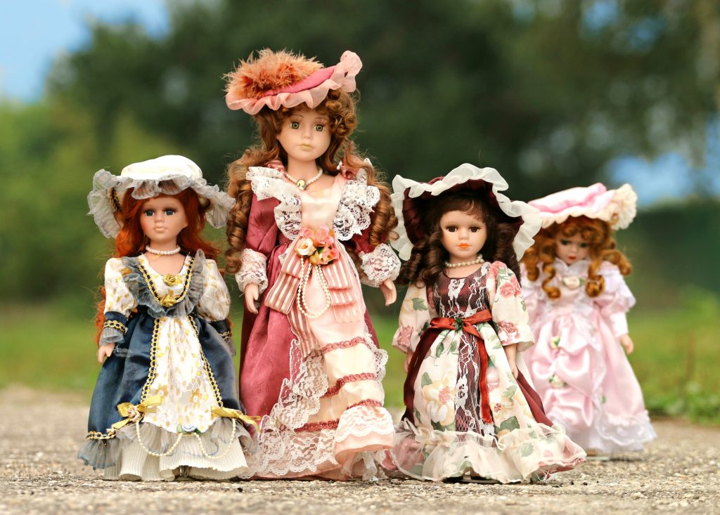 all types of dolls