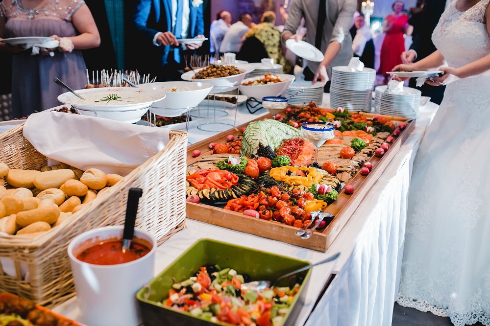 Tips To Choose The Reliable And Affordable Best Wedding Catering Services