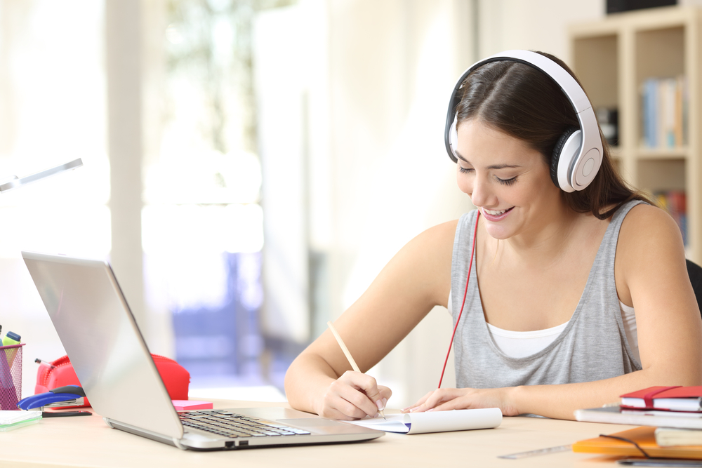 Ways to Earn an Online Degree As a Busy Mom