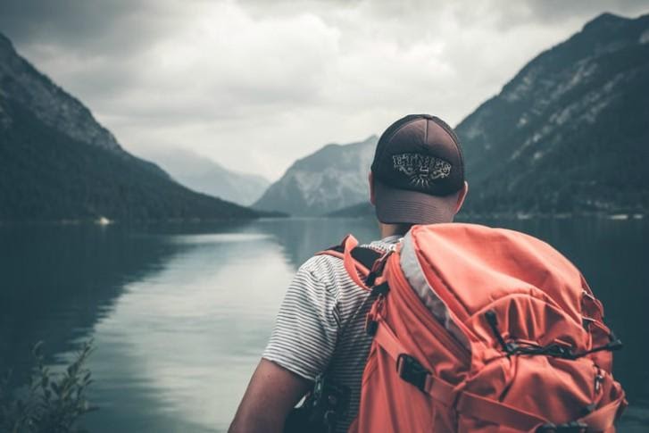 7 Tips to Prepare Your Teen for Their First Solo Travel