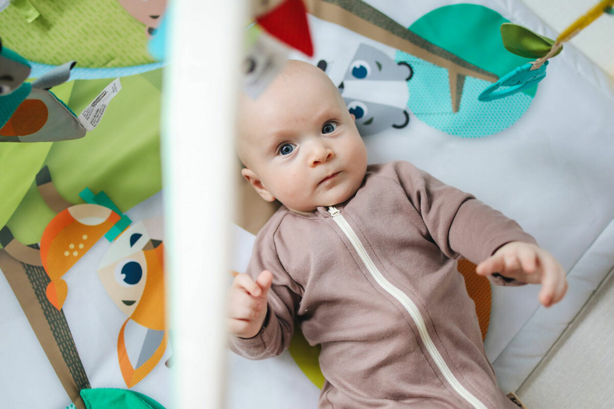 Factors to Consider Before Buying Onesies for Your Baby