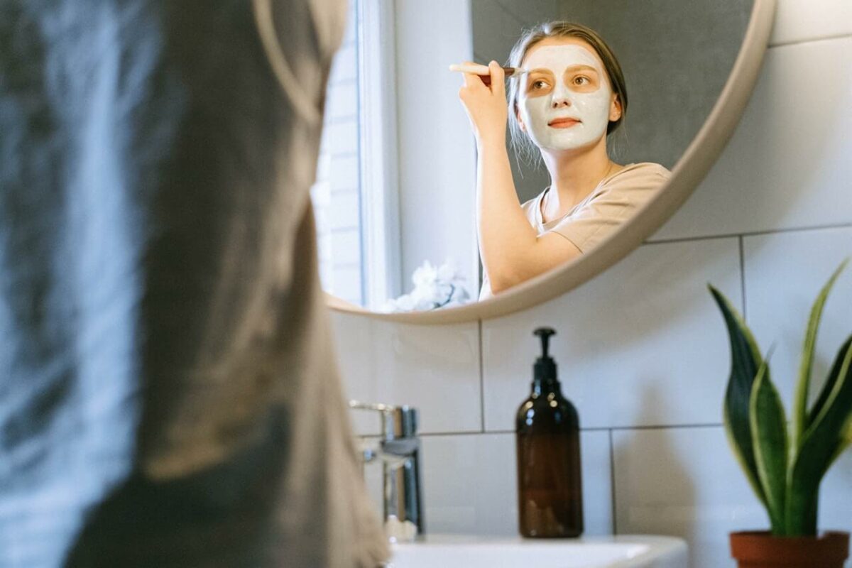 6 Ways To Prevent Breakouts On Your Skin