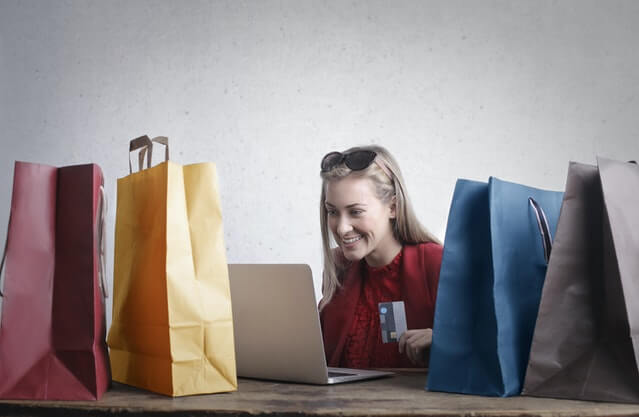 4 Reasons Why Online Shopping is Better Than In-Store